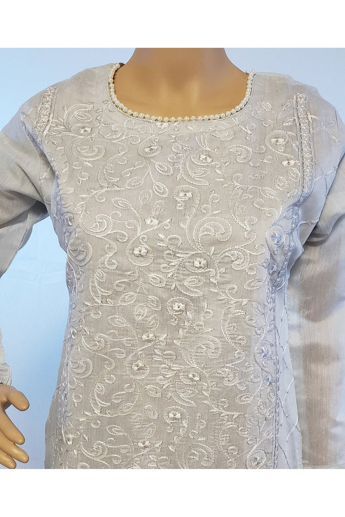 Pakistani/Indian straight chikankari kurti Medium